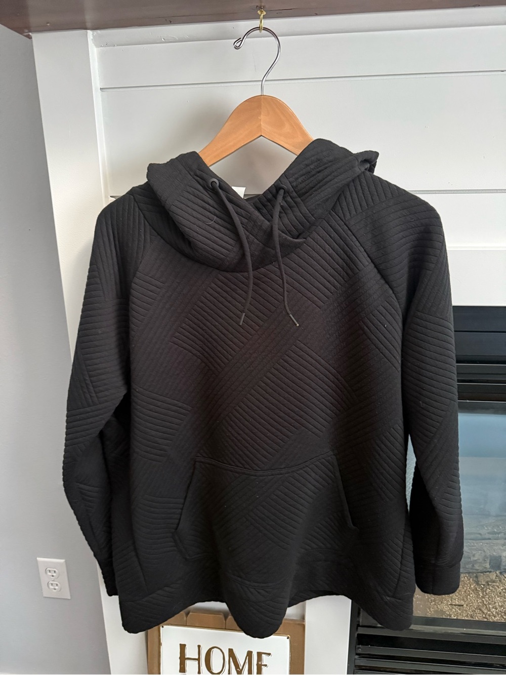 GreenTea Black Quilted Hooded Pullover size XL  sustainable